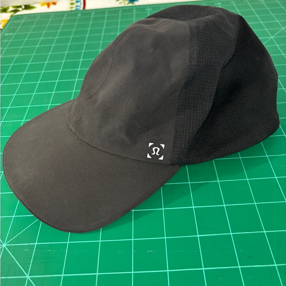 LULULEMON Women's Running Hat Black